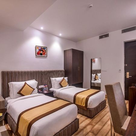 Lords Eco Inn Amritsar Buitenkant foto