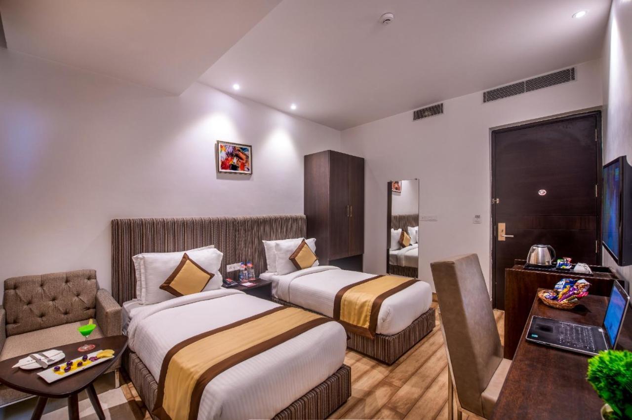Lords Eco Inn Amritsar Buitenkant foto